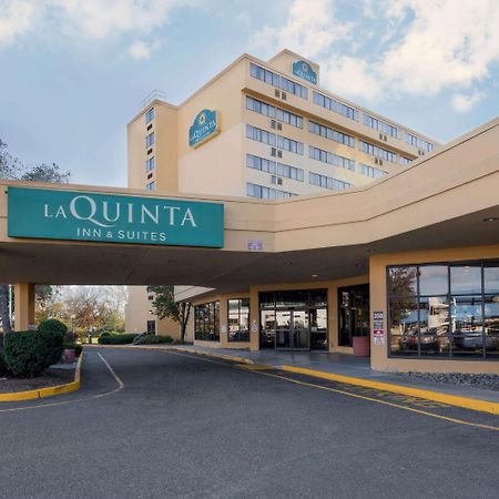 La Quinta By Wyndham Secaucus Meadowlands Hotell Exteriör bild