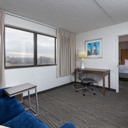 La Quinta By Wyndham Secaucus Meadowlands Hotell Exteriör bild
