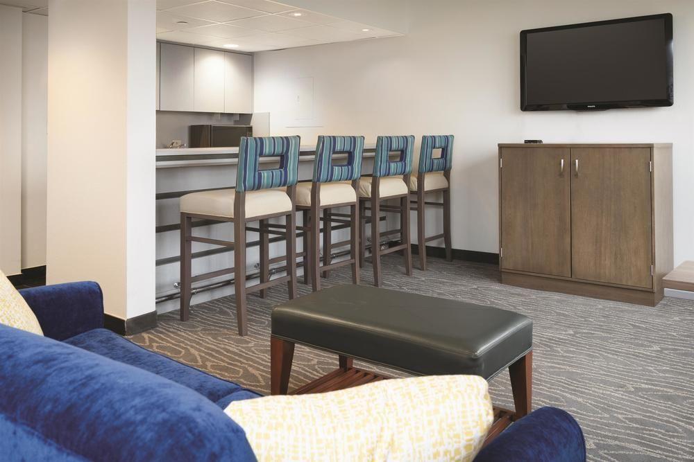 La Quinta By Wyndham Secaucus Meadowlands Hotell Exteriör bild