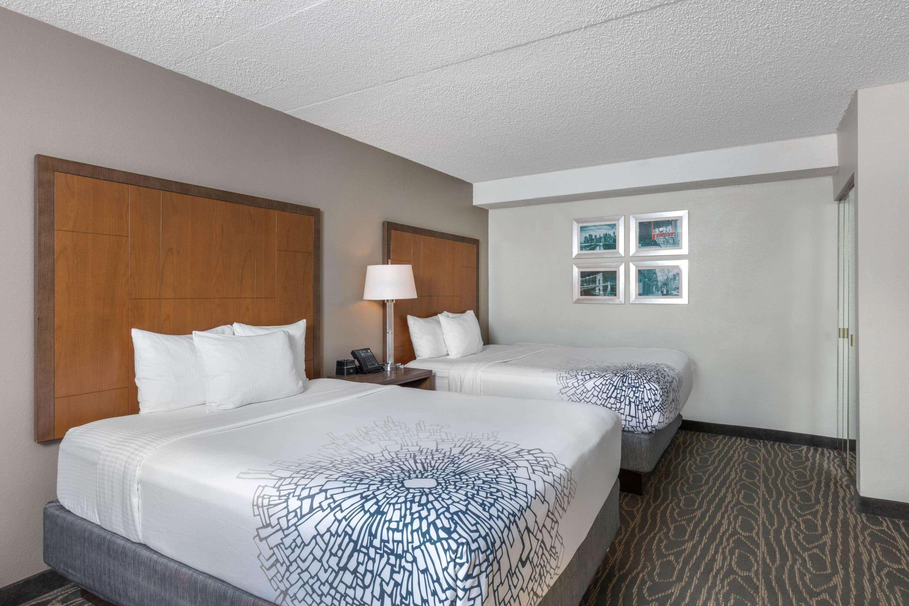 La Quinta By Wyndham Secaucus Meadowlands Hotell Exteriör bild
