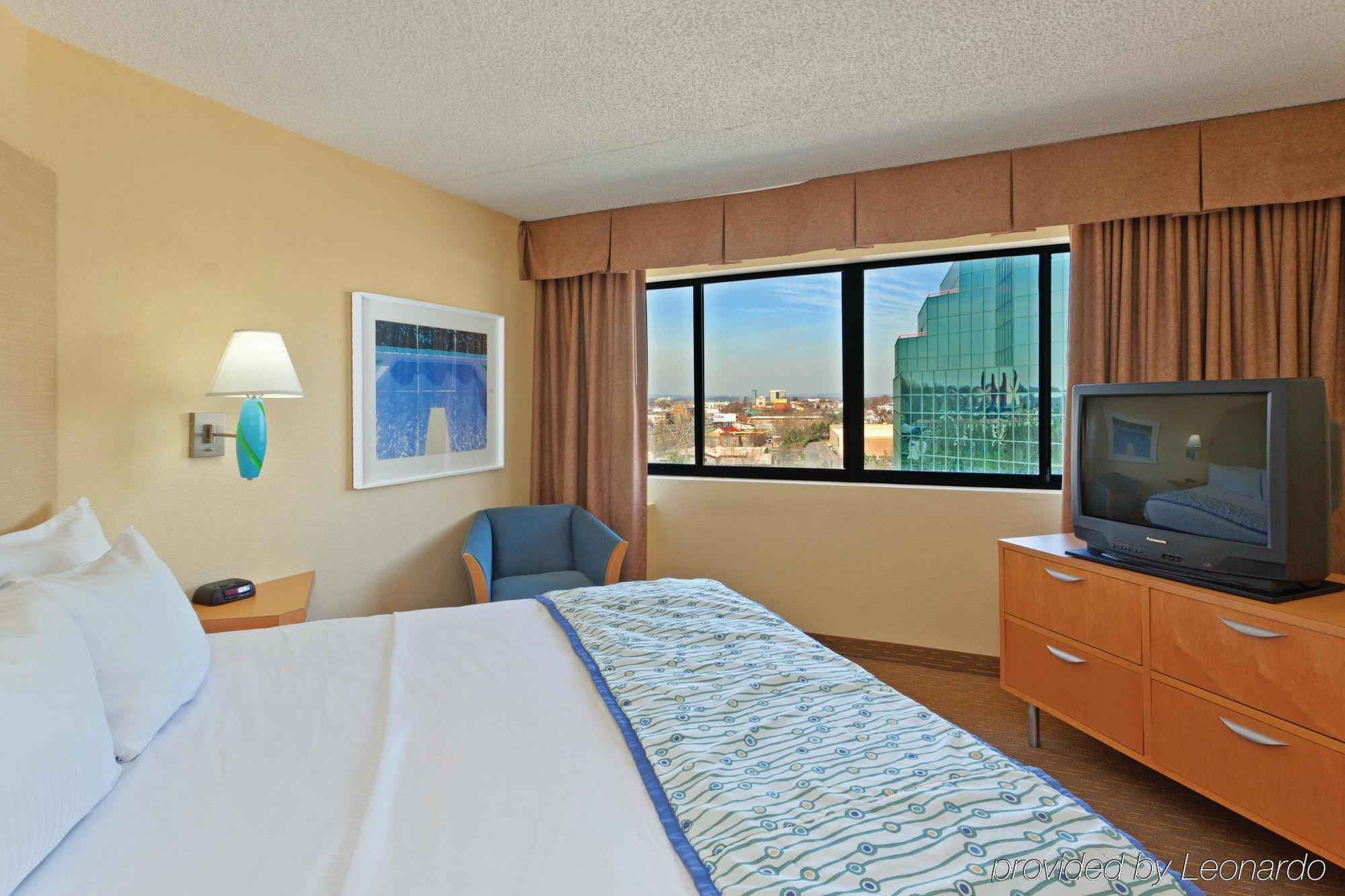 La Quinta By Wyndham Secaucus Meadowlands Hotell Exteriör bild