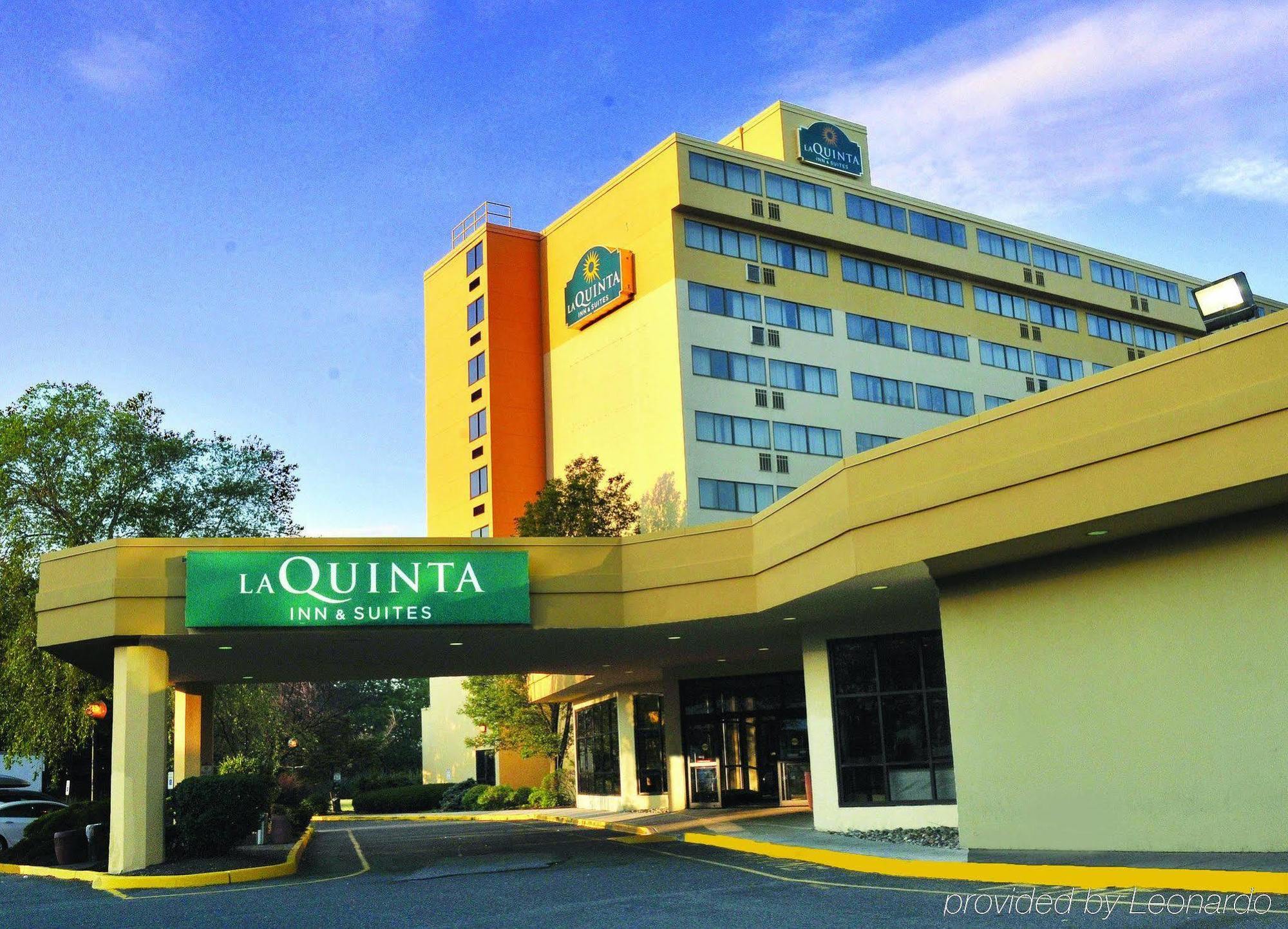 La Quinta By Wyndham Secaucus Meadowlands Hotell Exteriör bild
